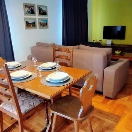 Hisa Lescer Apartment Кобарид Екстериор снимка