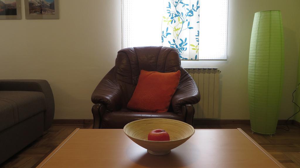 Hisa Lescer Apartment Кобарид Екстериор снимка